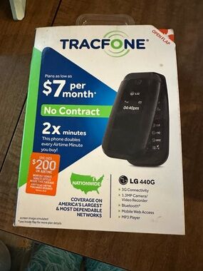 TracFone LG 440G Flip Phone - Black- new